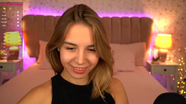 Gallery image thumbnail from Tilli's myfreecams stream on, 12/01/2023, 10:19 image 19 of 20