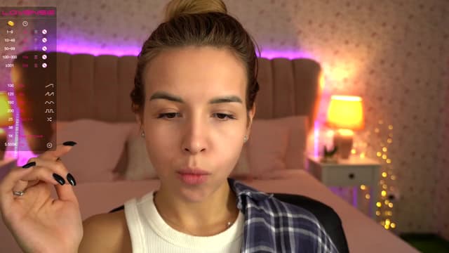 Gallery image thumbnail from Tilli's myfreecams stream on, 12/02/2023, 10:17 image 9 of 20