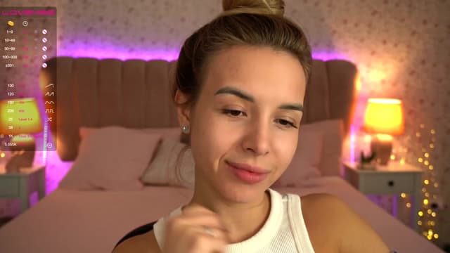 Gallery image thumbnail from Tilli's myfreecams stream on, 12/02/2023, 12:56 image 16 of 20