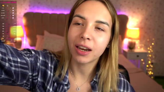 Gallery image thumbnail from Tilli's myfreecams stream on, 12/06/2023, 10:31 image 12 of 20