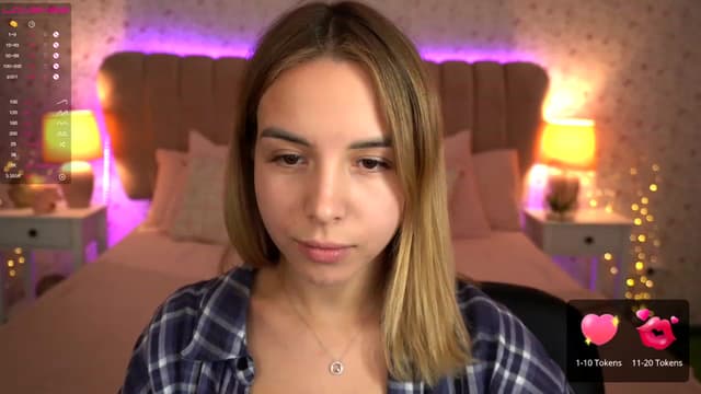 Gallery image thumbnail from Tilli's myfreecams stream on, 12/06/2023, 10:31 image 6 of 20