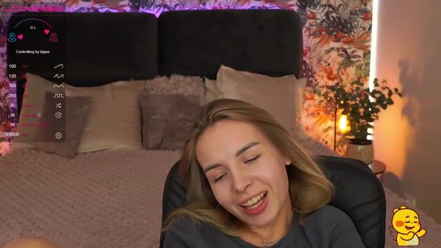 Gallery image thumbnail from Tilli's myfreecams stream on, 12/12/2023, 09:20 image 4 of 20