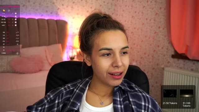 Gallery image thumbnail from Tilli's myfreecams stream on, 12/13/2023, 11:21 image 18 of 20