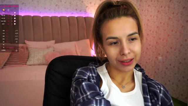 Gallery image thumbnail from Tilli's myfreecams stream on, 12/13/2023, 11:21 image 3 of 20