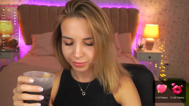 Gallery image thumbnail from Tilli's myfreecams stream on, 12/15/2023, 11:21 image 9 of 20