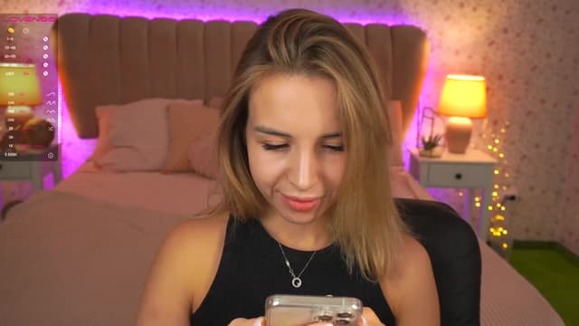 Gallery image thumbnail from Tilli's myfreecams stream on, 12/15/2023, 11:21 image 11 of 20