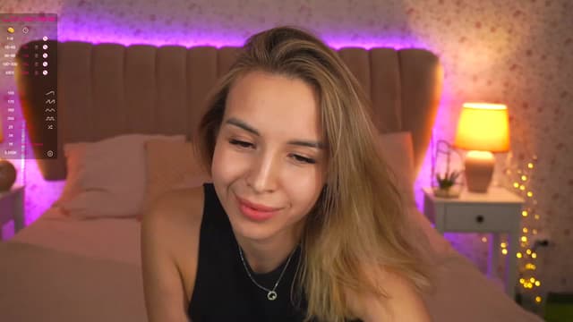 Gallery image thumbnail from Tilli's myfreecams stream on, 12/15/2023, 14:12 image 17 of 20