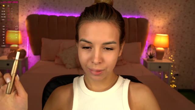 Gallery image thumbnail from Tilli's myfreecams stream on, 12/21/2023, 08:57 image 11 of 20