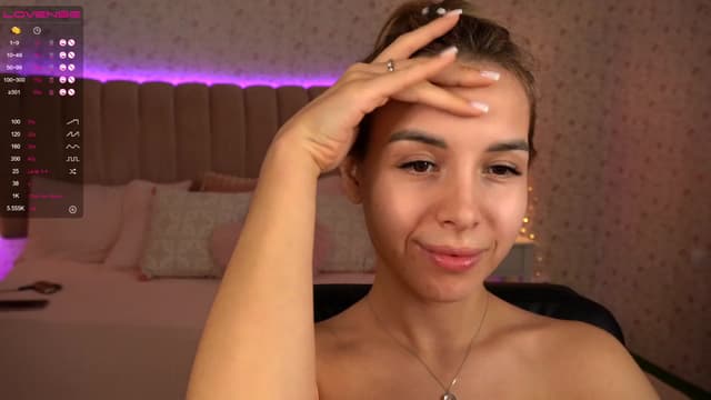 Gallery image thumbnail from Tilli's myfreecams stream on, 12/22/2023, 13:06 image 17 of 20