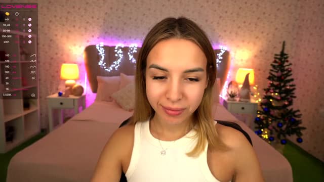 Gallery image thumbnail from Tilli's myfreecams stream on, 12/27/2023, 09:47 image 10 of 20