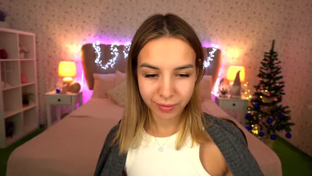 Gallery image thumbnail from Tilli's myfreecams stream on, 12/27/2023, 09:47 image 3 of 20