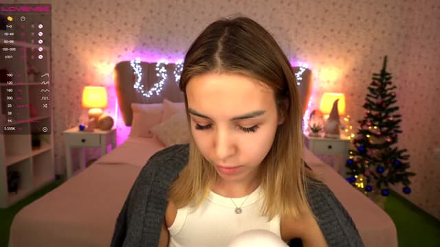Gallery image thumbnail from Tilli's myfreecams stream on, 12/27/2023, 10:34 image 5 of 20