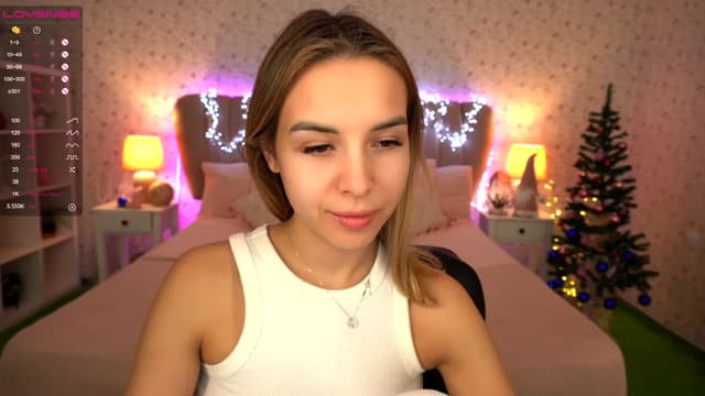 Gallery image thumbnail from Tilli's myfreecams stream on, 12/27/2023, 13:17 image 4 of 20