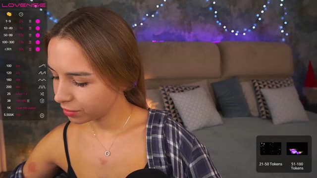 Gallery image thumbnail from Tilli's myfreecams stream on, 12/28/2023, 16:42 image 7 of 20
