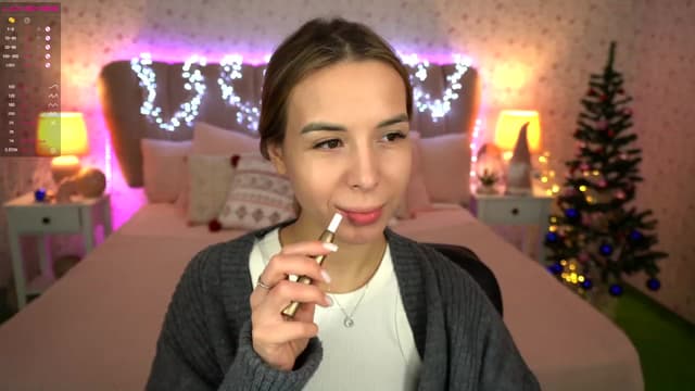 Gallery image thumbnail from Tilli's myfreecams stream on, 12/29/2023, 09:57 image 5 of 20