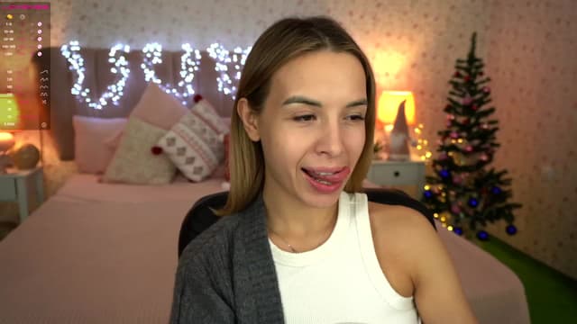 Gallery image thumbnail from Tilli's myfreecams stream on, 12/29/2023, 12:38 image 6 of 20