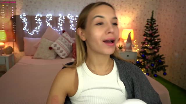 Gallery image thumbnail from Tilli's myfreecams stream on, 12/29/2023, 12:38 image 3 of 20