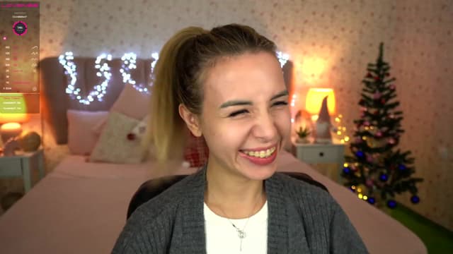 Gallery image thumbnail from Tilli's myfreecams stream on, 12/29/2023, 13:57 image 14 of 20