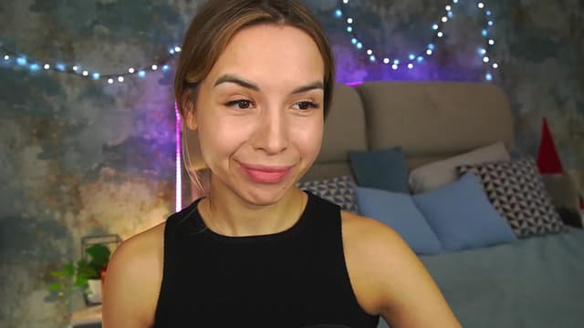 Gallery image thumbnail from Tilli's myfreecams stream on, 12/31/2023, 09:19 image 6 of 20