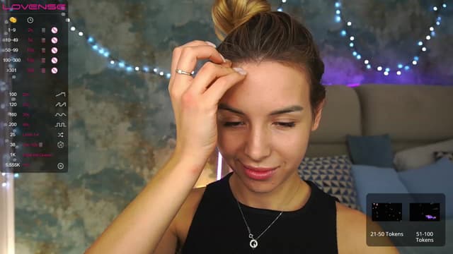 Gallery image thumbnail from Tilli's myfreecams stream on, 12/31/2023, 11:33 image 4 of 20