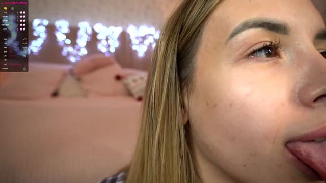 Gallery image thumbnail from Tilli's myfreecams stream on, 01/01/2024, 12:28 image 3 of 20