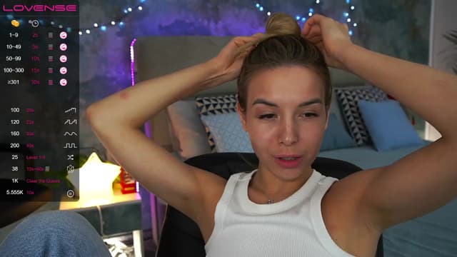 Gallery image thumbnail from Tilli's myfreecams stream on, 01/02/2024, 10:04 image 17 of 20