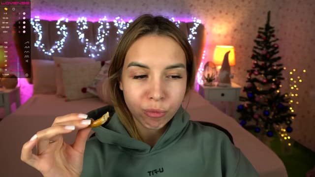 Gallery image thumbnail from Tilli's myfreecams stream on, 01/04/2024, 10:57 image 19 of 20