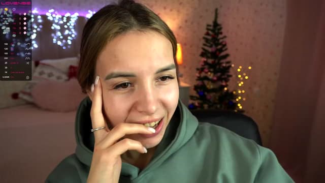 Gallery image thumbnail from Tilli's myfreecams stream on, 01/04/2024, 13:43 image 16 of 20