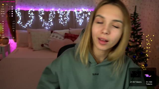Gallery image thumbnail from Tilli's myfreecams stream on, 01/04/2024, 13:43 image 2 of 20