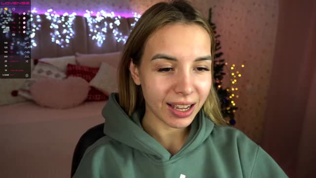 Gallery image thumbnail from Tilli's myfreecams stream on, 01/04/2024, 13:43 image 14 of 20