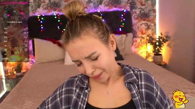 Gallery image thumbnail from Tilli's myfreecams stream on, 01/05/2024, 10:21 image 18 of 20