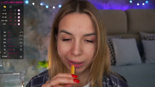 Gallery image thumbnail from Tilli's myfreecams stream on, 01/09/2024, 12:17 image 15 of 20