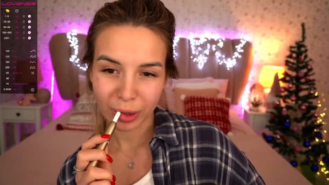 Gallery image thumbnail from Tilli's myfreecams stream on, 01/10/2024, 14:31 image 15 of 20