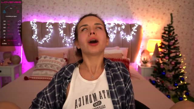 Gallery image thumbnail from Tilli's myfreecams stream on, 01/10/2024, 14:31 image 4 of 20