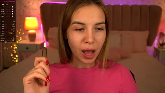 Gallery image thumbnail from Tilli's myfreecams stream on, 01/19/2024, 12:13 image 10 of 20