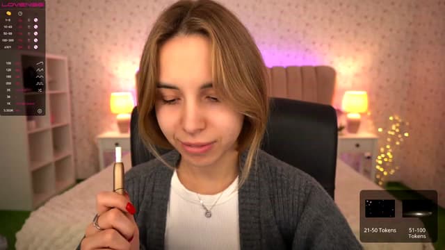 Gallery image thumbnail from Tilli's myfreecams stream on, 01/26/2024, 14:34 image 3 of 20