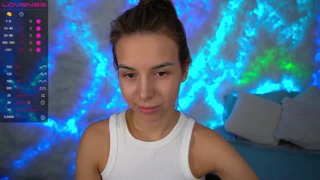 Gallery image thumbnail from Tilli's myfreecams stream on, 01/27/2024, 13:38 image 8 of 20
