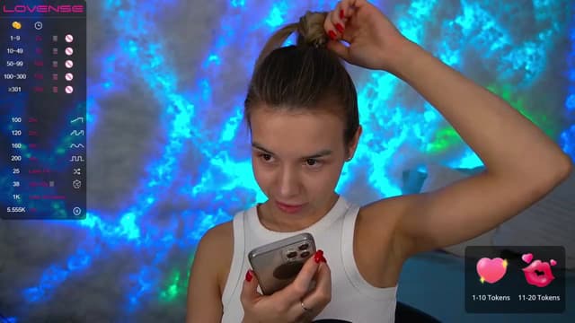 Gallery image thumbnail from Tilli's myfreecams stream on, 01/27/2024, 13:38 image 16 of 20