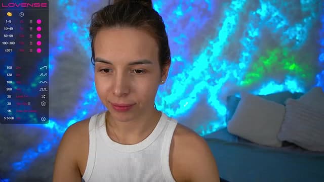 Gallery image thumbnail from Tilli's myfreecams stream on, 01/27/2024, 13:38 image 4 of 20