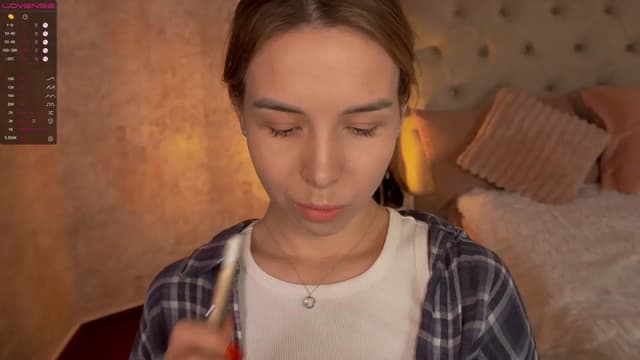 Gallery image thumbnail from Tilli's myfreecams stream on, 01/30/2024, 13:34 image 6 of 20