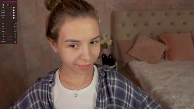 Gallery image thumbnail from Tilli's myfreecams stream on, 01/30/2024, 14:57 image 6 of 20