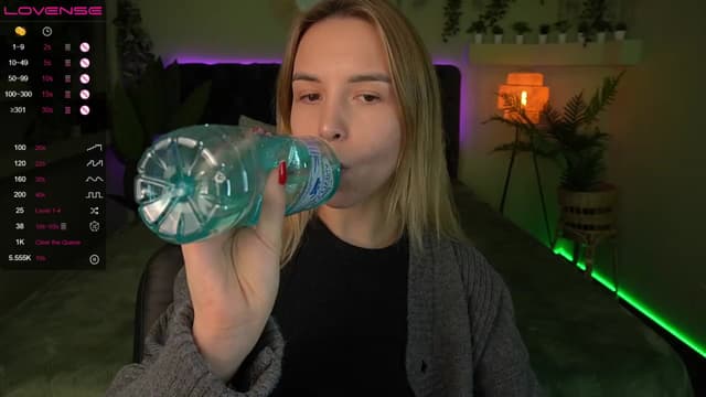 Gallery image thumbnail from Tilli's myfreecams stream on, 02/01/2024, 11:46 image 10 of 20
