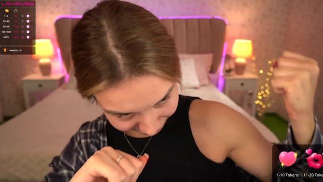 Gallery image thumbnail from Tilli's myfreecams stream on, 02/05/2024, 09:00 image 15 of 20