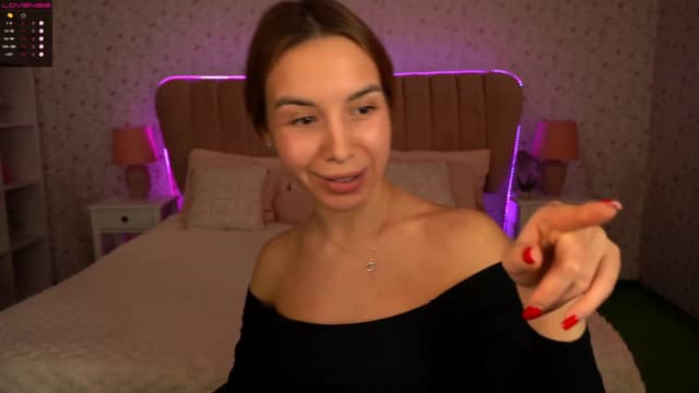 Gallery image thumbnail from Tilli's myfreecams stream on, 02/08/2024, 09:49 image 5 of 20