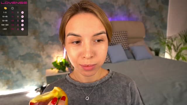 Gallery image thumbnail from Tilli's myfreecams stream on, 02/09/2024, 10:02 image 9 of 20