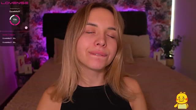 Gallery image thumbnail from Tilli's myfreecams stream on, 02/12/2024, 12:55 image 11 of 20