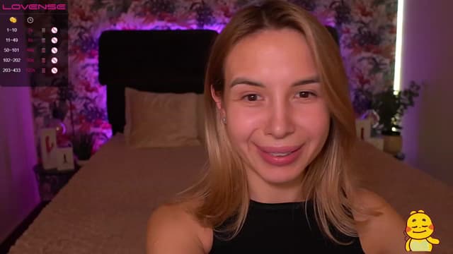 Gallery image thumbnail from Tilli's myfreecams stream on, 02/12/2024, 12:55 image 12 of 20