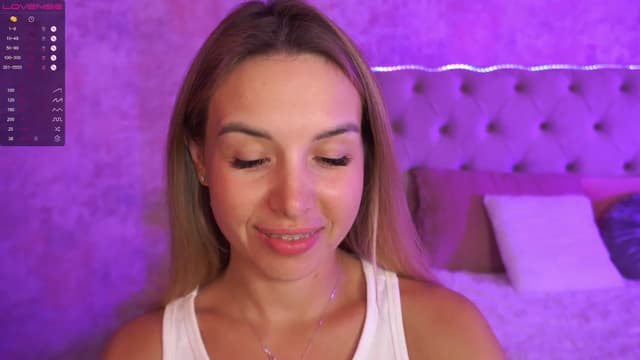Gallery image thumbnail from Tilli's myfreecams stream on, 02/26/2024, 13:14 image 12 of 20