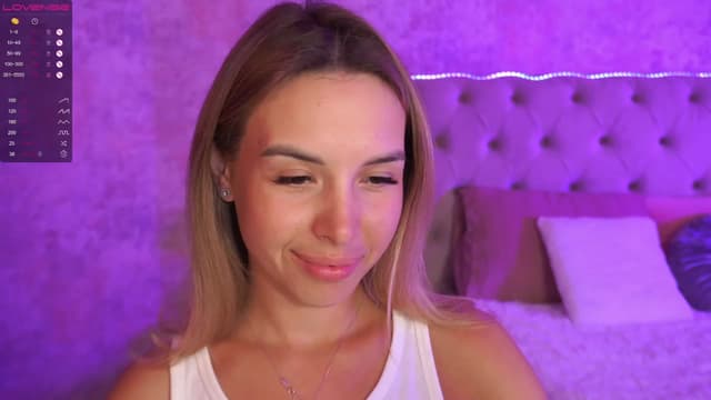 Gallery image thumbnail from Tilli's myfreecams stream on, 02/26/2024, 13:14 image 15 of 20