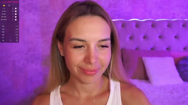 Gallery image thumbnail from Tilli's myfreecams stream on, 02/26/2024, 13:14 image 8 of 20